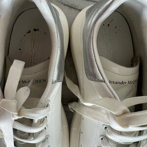 White sneakers. Size 39